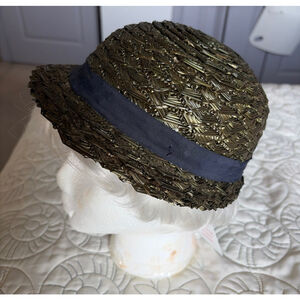 VTG Women's Debway Green Straw Hat with Blue Ribbon, One Size